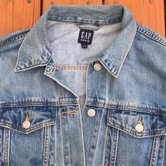 GAP Jackets & Blazers - Old school denim jacket